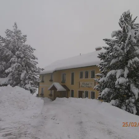 Poelzlhof Farm stay